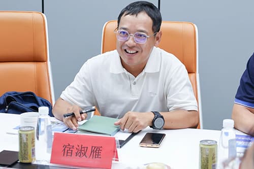 三泉中石總經(jīng)理宿淑雁發(fā)言 三泉中石總經(jīng)理宿淑雁發(fā)言